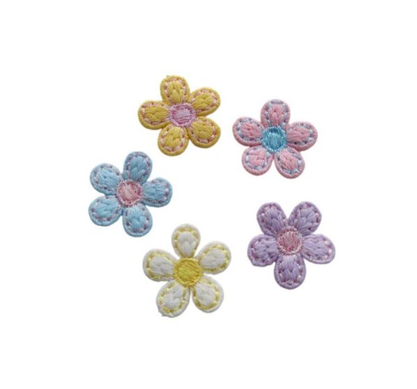 Flor Bordada 3cm - 5 Unidades